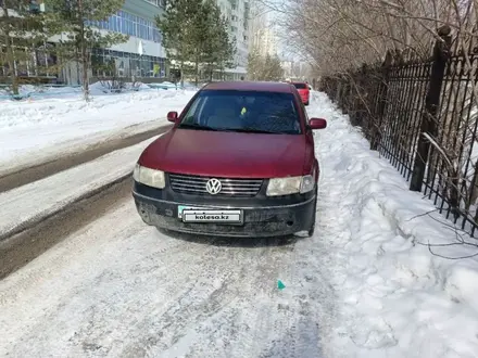 Volkswagen Passat 1998 года за 1 300 000 тг. в Астана – фото 3