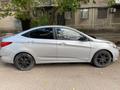 Hyundai Accent 2014 года за 3 400 000 тг. в Караганда – фото 2