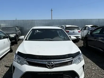 Toyota Camry 2015 года за 6 666 666 тг. в Атырау – фото 3