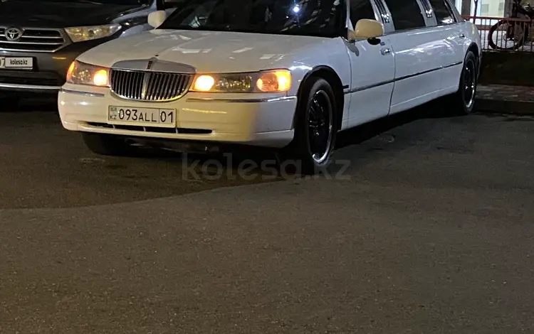 Lincoln Town Car 2006 годаүшін1 500 000 тг. в Астана