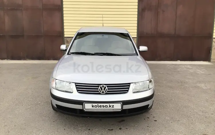 Volkswagen Passat 1998 годаfor1 650 000 тг. в Актау