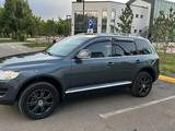 Volkswagen Touareg 2007 года за 8 500 000 тг. в Караганда – фото 3