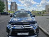 Mitsubishi Outlander 2018 года за 13 200 000 тг. в Караганда – фото 2