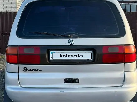 Volkswagen Sharan 1997 года за 2 500 000 тг. в Уральск – фото 5