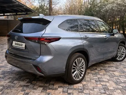 Toyota Highlander 2024 года за 26 000 000 тг. в Алматы – фото 32