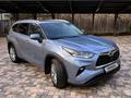 Toyota Highlander 2024 года за 26 000 000 тг. в Алматы – фото 33