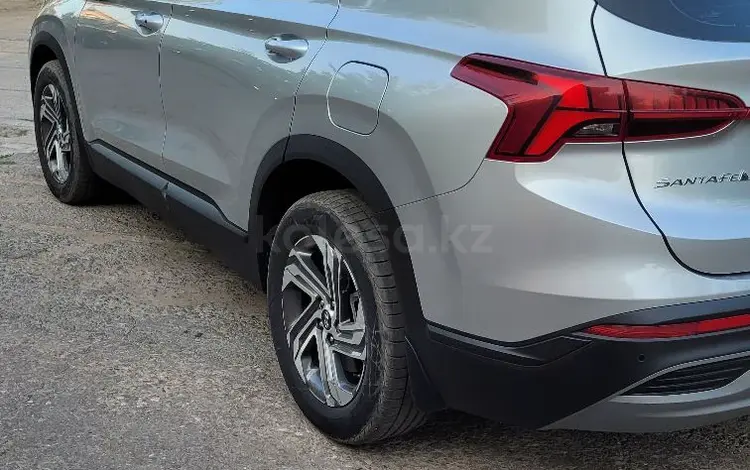 Hyundai Santa Fe 2023 года за 15 500 000 тг. в Петропавловск