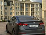 Hyundai Elantra 2018 года за 7 500 000 тг. в Атырау – фото 3