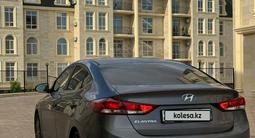 Hyundai Elantra 2018 года за 7 500 000 тг. в Атырау – фото 3