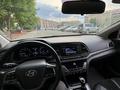 Hyundai Elantra 2018 годаүшін7 500 000 тг. в Атырау – фото 5