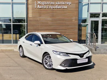 Toyota Camry 2020 года за 13 590 000 тг. в Актау – фото 19