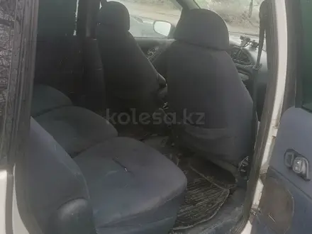 Volkswagen Sharan 1998 года за 1 000 000 тг. в Алматы – фото 3