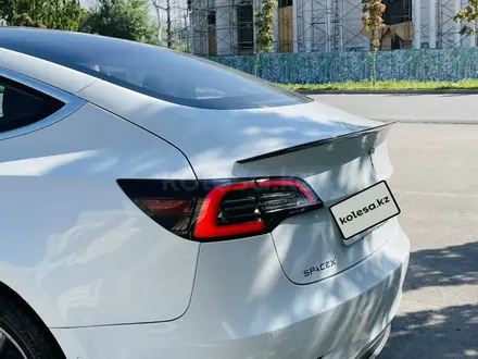 Tesla Model 3 2018 года за 9 500 000 тг. в Алматы – фото 18