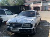 Mercedes-Benz C 180 1994 годаүшін500 000 тг. в Павлодар – фото 2