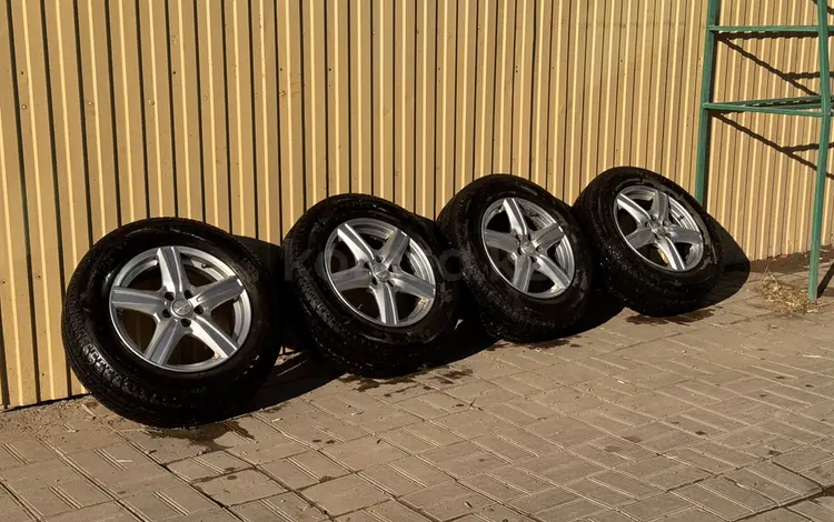 Диски с Зимними Покрышками за 120 000 тг. в Атырау