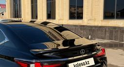 Lexus ES 300h 2018 года за 20 000 000 тг. в Шымкент – фото 5