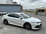 Toyota Camry 2021 года за 15 200 000 тг. в Шымкент – фото 3