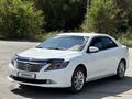 Toyota Camry 2013 годаfor8 800 000 тг. в Актобе – фото 15