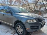 Volkswagen Touareg 2003 годаfor5 000 000 тг. в Жезказган – фото 2