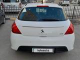 Peugeot 308 2013 года за 3 600 000 тг. в Актау – фото 3