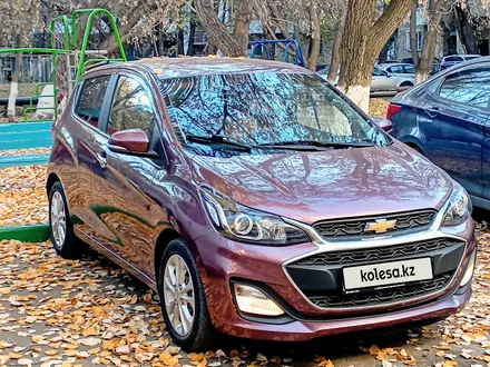 Chevrolet Spark 2019 года за 4 500 000 тг. в Караганда – фото 2