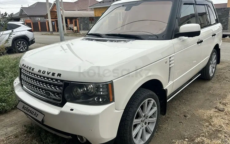 Land Rover Range Rover 2009 года за 11 000 000 тг. в Атырау