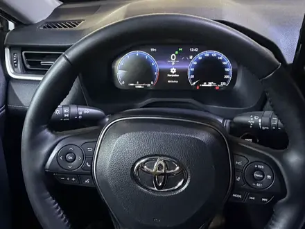 Toyota RAV4 2025 года за 22 000 000 тг. в Астана – фото 6