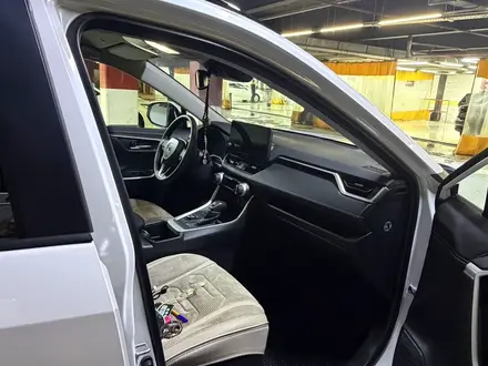 Toyota RAV4 2025 года за 22 000 000 тг. в Астана – фото 9