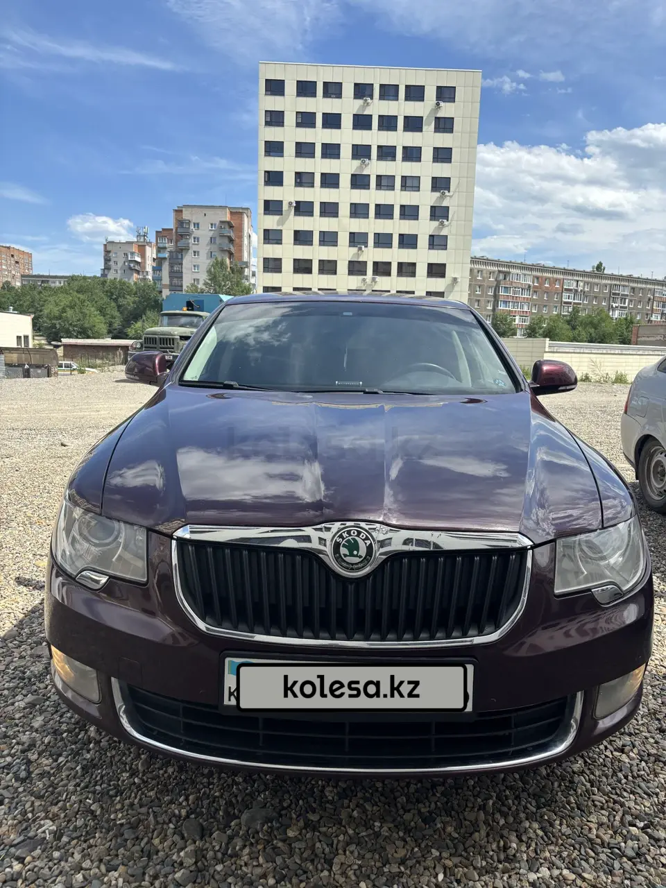 Skoda Superb, 2011