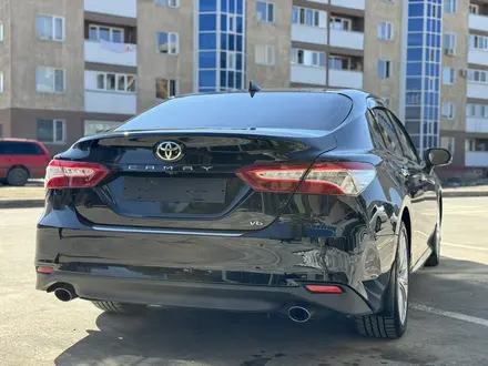 Toyota Camry 2018 года за 16 000 000 тг. в Алматы – фото 11
