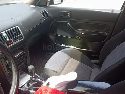 Volkswagen Golf 2001 года за 1 700 000 тг. в Алматы – фото 4