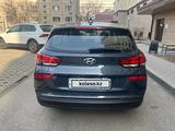 Hyundai i30 2022 годаүшін9 900 000 тг. в Алматы – фото 4