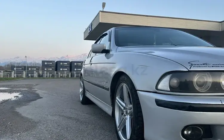 BMW 528 1998 года за 3 000 000 тг. в Алматы
