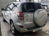 Toyota RAV4 2010 годаүшін7 800 000 тг. в Астана – фото 4