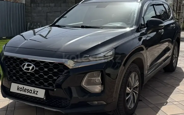 Hyundai Santa Fe 2020 года за 12 500 000 тг. в Алматы