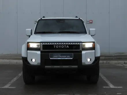 Toyota Land Cruiser Prado Comfort+ 2025 года за 32 990 000 тг. в Уральск – фото 5