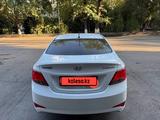 Hyundai Solaris 2015 годаүшін5 800 000 тг. в Алматы – фото 3