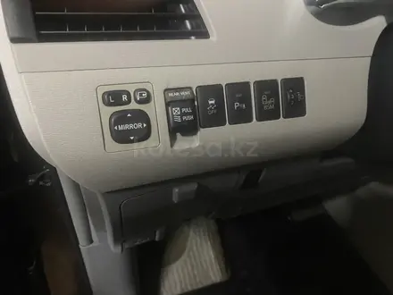 Toyota Sienna 2014 года за 9 800 000 тг. в Уральск – фото 16