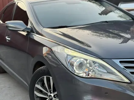 Hyundai Grandeur 2011 года за 5 000 000 тг. в Шымкент – фото 39
