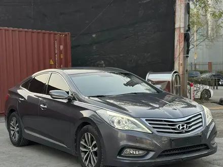 Hyundai Grandeur 2011 года за 5 000 000 тг. в Шымкент – фото 42