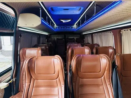 Mercedes-Benz Sprinter 2015 года за 19 000 000 тг. в Алматы – фото 4