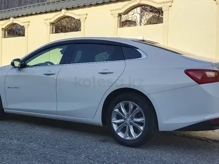 Chevrolet Malibu 2020 года за 8 350 000 тг. в Шымкент – фото 16