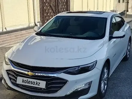 Chevrolet Malibu 2020 года за 8 350 000 тг. в Шымкент – фото 15