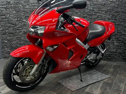 Honda  VFR800 BATYR MOTO РАССРОЧКА !!! 1999 года за 2 500 000 тг. в Караганда – фото 17