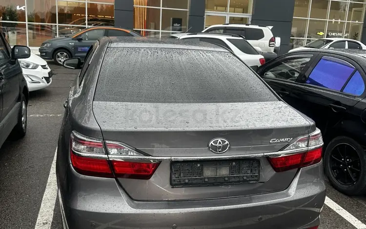 Toyota Camry 2015 годаfor10 200 000 тг. в Алматы