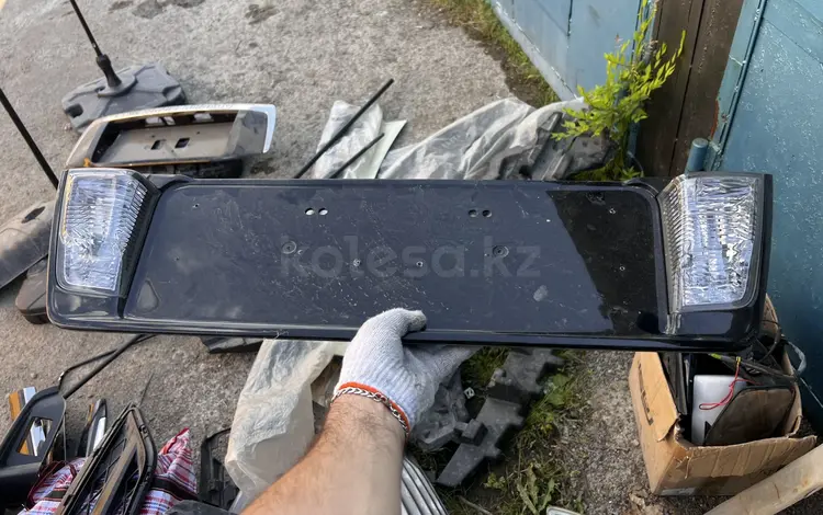 Подномерник двери багажника Lexus Lx 570, 15-23 за 40 000 тг. в Астана