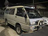 Mitsubishi Delica 1995 годаfor1 500 000 тг. в Алматы