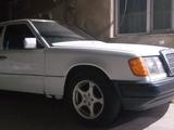 Mercedes-Benz E 200 1992 годаүшін1 000 000 тг. в Шымкент