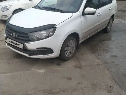 ВАЗ (Lada) Granta 2190 2019 года за 4 100 000 тг. в Семей