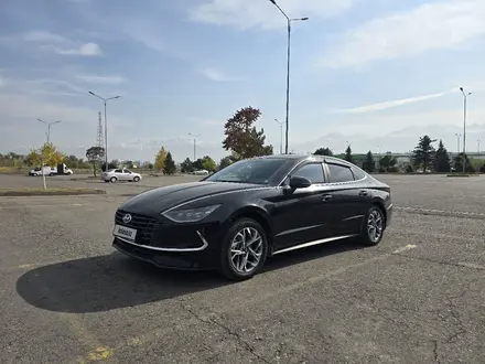 Hyundai Sonata 2023 года за 12 000 000 тг. в Алматы